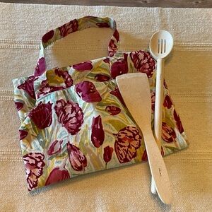 Couleur Nature's Jardin Apron & French Wooden Utensils